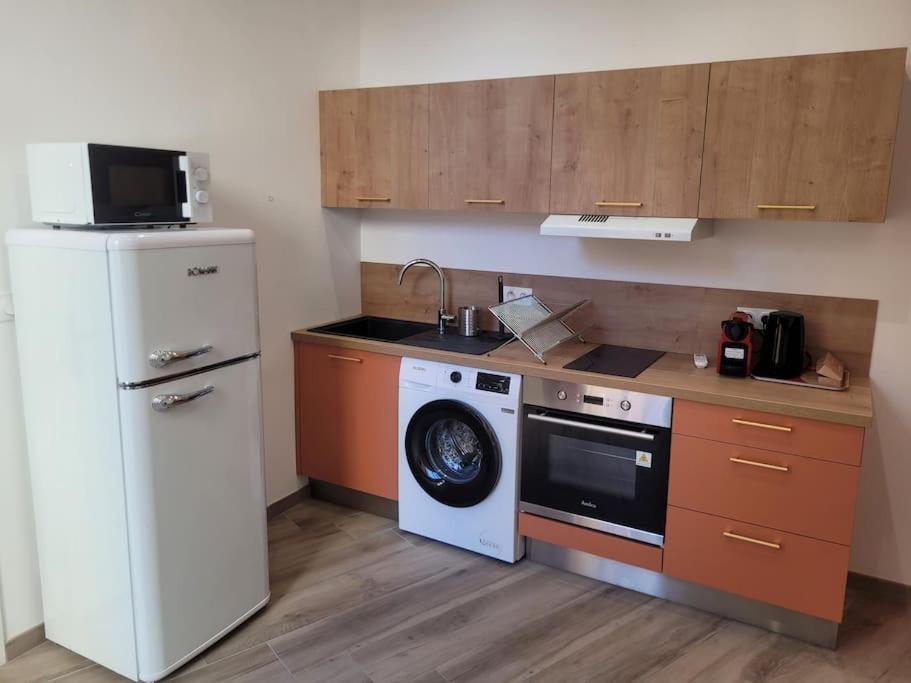 Appartement Secteur Gare Et Place De La Comedie, Wifi & Climatisation Montpellier Exterior foto
